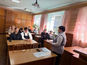 Випускники Сторожинецького лісового коледжу вчилися підкорювати ринок праці!